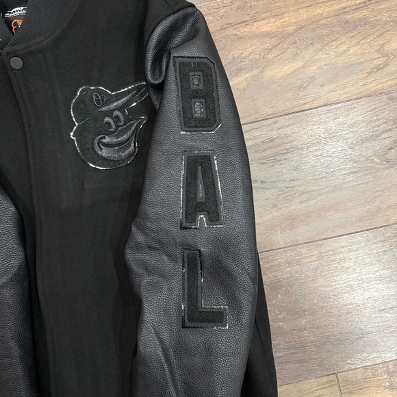 Baltimore Orioles Black Varsity Jacket - Picture 4 of 7